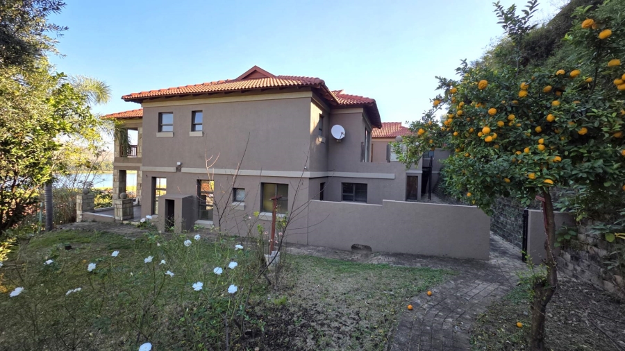 4 Bedroom Property for Sale in Ifafi North West